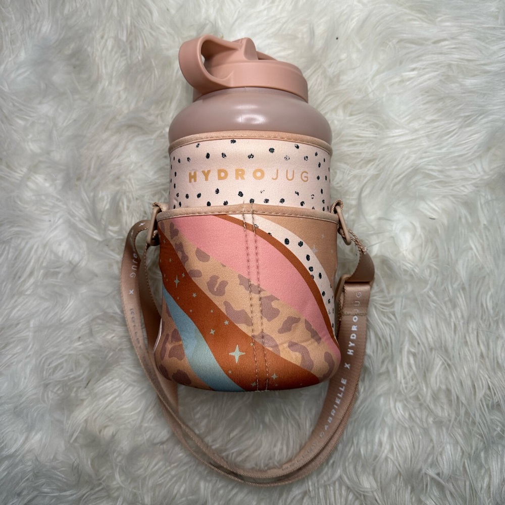 Hydrojug x Holley Gabrielle Collab